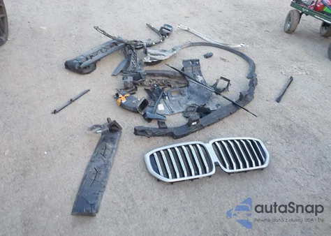 2025 BMW X5 Phev xDrive50E z USA, uszkodzony, nr VIN 5UX43EU05S9Y00242